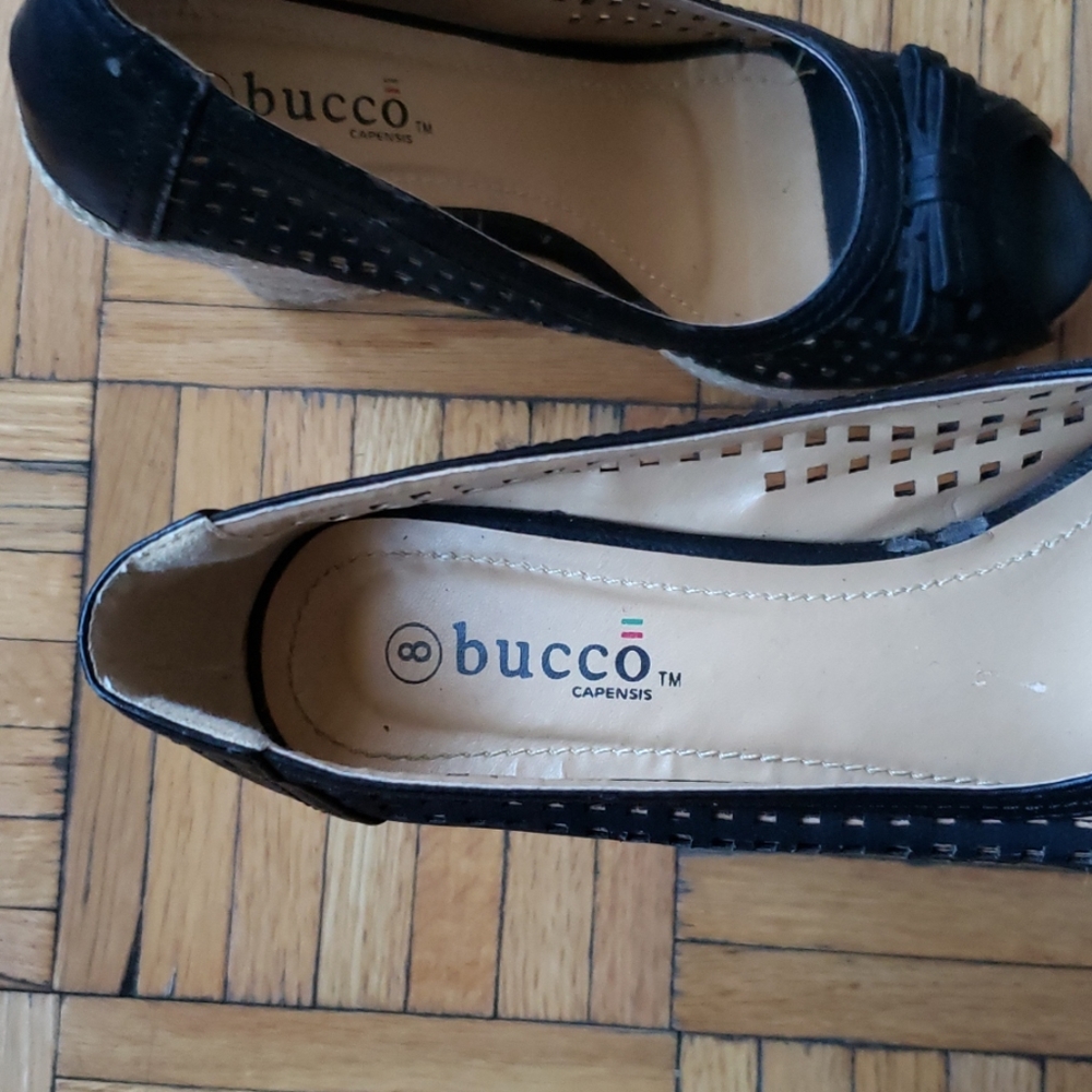 Back Bucco Wedges - Picture 2 of 8